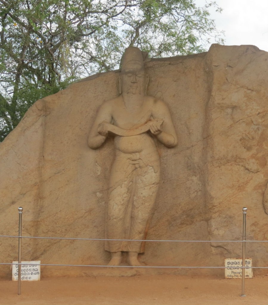 Statua velikog budističkog vlada i reformatora, Parakramabahu