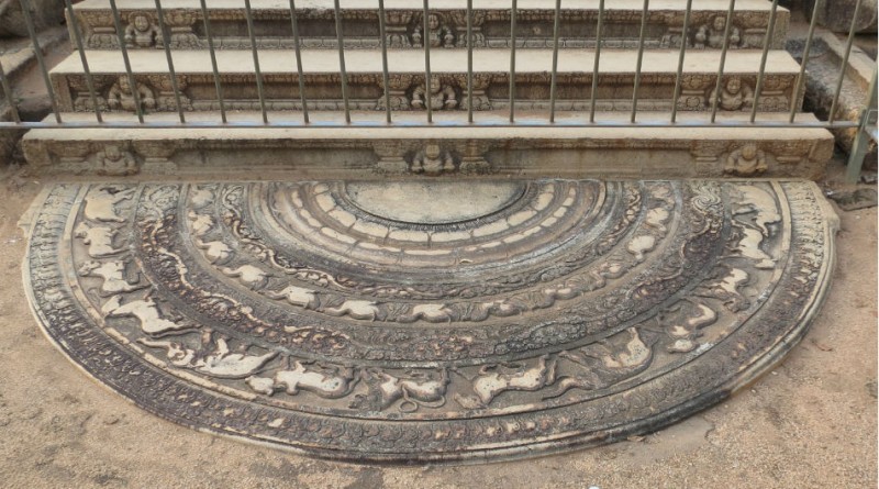 Sri Lanka Anuradhapura Abhayagiri moonstone